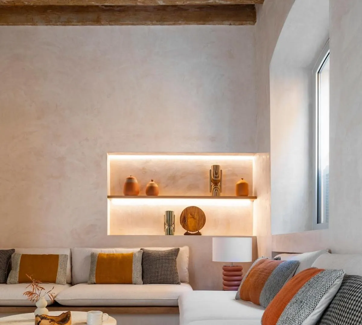 Calma Places - Om Home Triana location