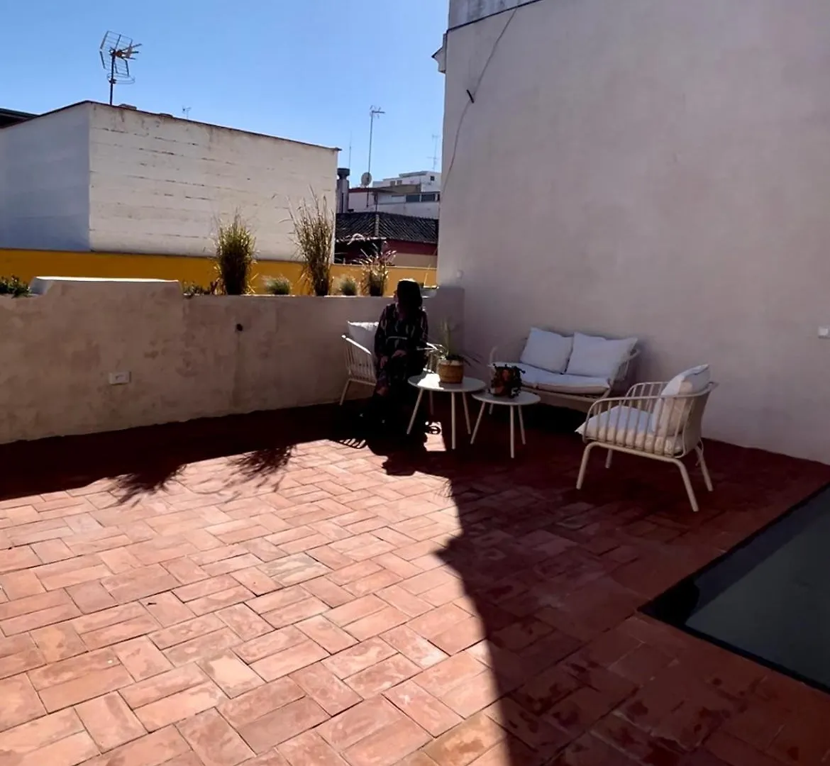 Calma Places - Om Home Triana Seville